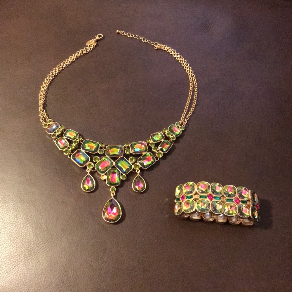 Pink & Green Iridescent Necklace & Bracelet Set